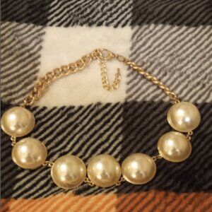 Gold Tone Metal and Faux Pearl Necklace With Extender